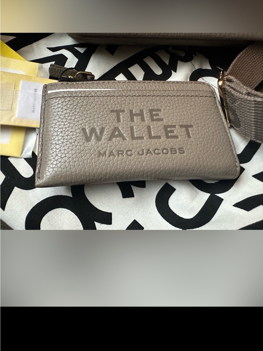 Marc Jacobs Cement Gray Pebbled Leather Card wallet